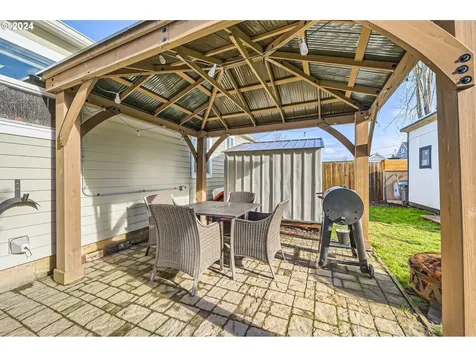 234 NW 12th Street Mcminnville OR 97128