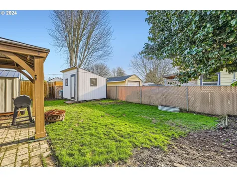 234 NW 12th Street Mcminnville OR 97128