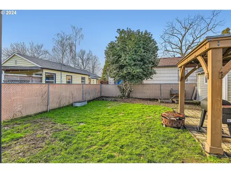 234 NW 12th Street Mcminnville OR 97128
