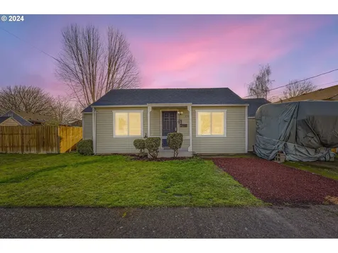 234 NW 12th Street Mcminnville OR 97128