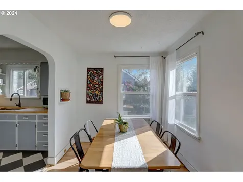 560 27th Avenue Longview WA 98632