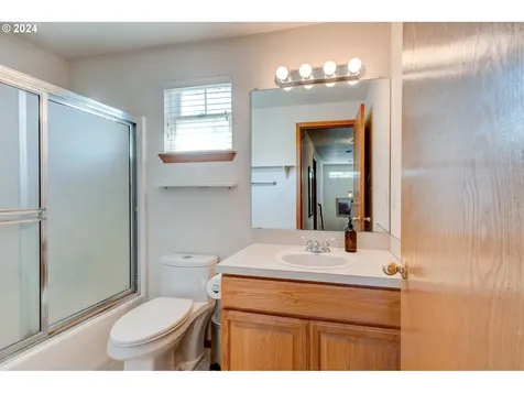 17213 Se 21st Street Vancouver WA 98683