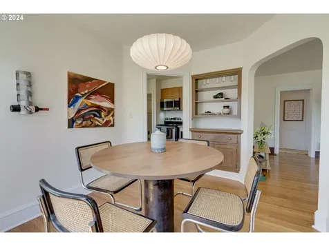 319 Se 81st Avenue Portland OR 97215