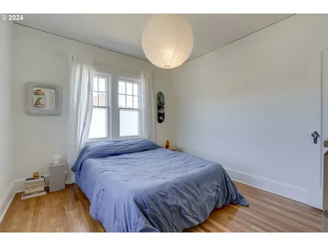 319 Se 81st Avenue Portland OR 97215