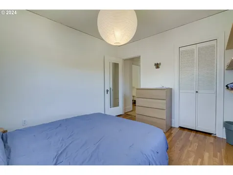 319 Se 81st Avenue Portland OR 97215