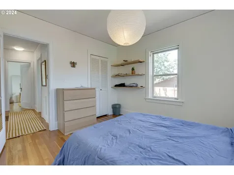 319 Se 81st Avenue Portland OR 97215