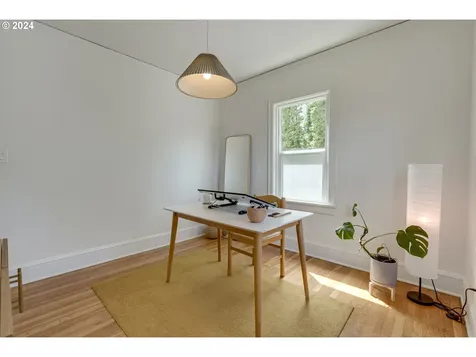319 Se 81st Avenue Portland OR 97215