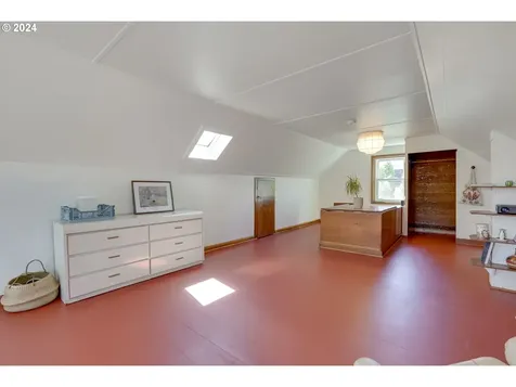 319 Se 81st Avenue Portland OR 97215