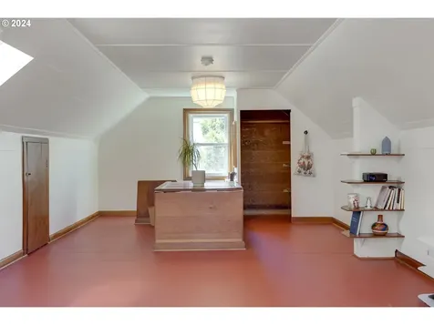 319 Se 81st Avenue Portland OR 97215
