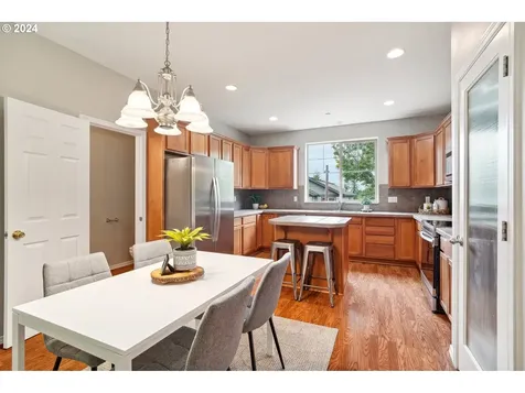 15528 Sw Stone Ridge Circle Beaverton OR 97007