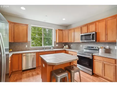 15528 Sw Stone Ridge Circle Beaverton OR 97007