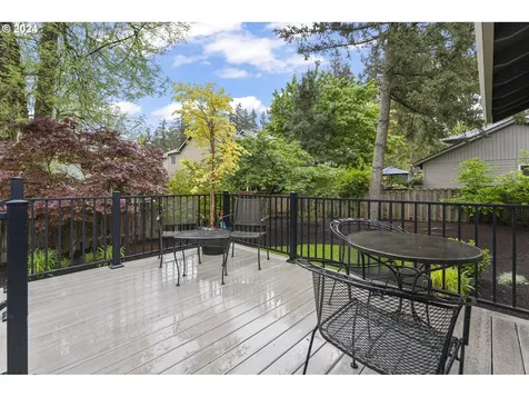 8400 Sw Godwin Court Portland OR 97223
