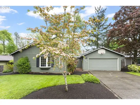 8400 Sw Godwin Court Portland OR 97223