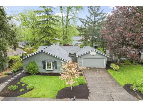 8400 Sw Godwin Court Portland OR 97223