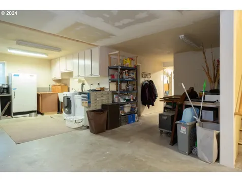1830 Orchard Lane Roseburg OR 97471