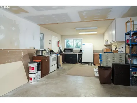 1830 Orchard Lane Roseburg OR 97471