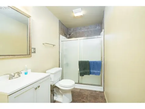1830 Orchard Lane Roseburg OR 97471
