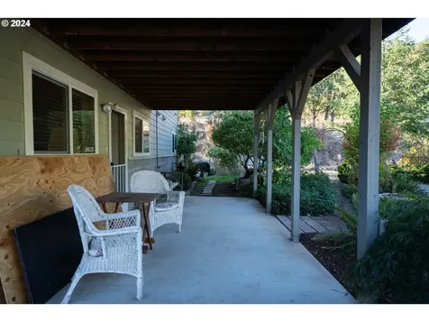 1830 Orchard Lane Roseburg OR 97471