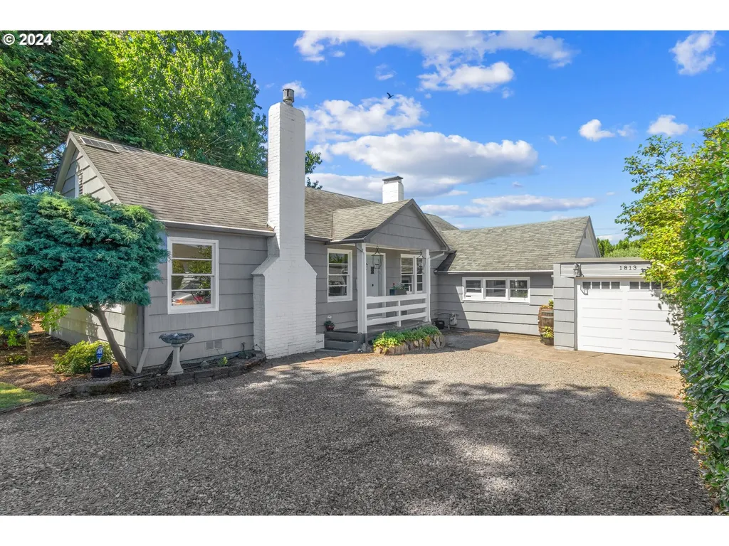 1813 SE 106th Avenue Portland OR 97216