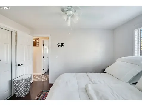 546 Oregon Avenue NE Salem OR 97301