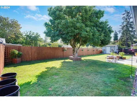 546 Oregon Avenue NE Salem OR 97301