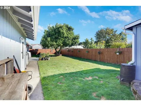 546 Oregon Avenue NE Salem OR 97301