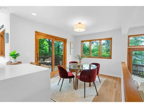 10 Sherwood Court Lake Oswego OR 97034