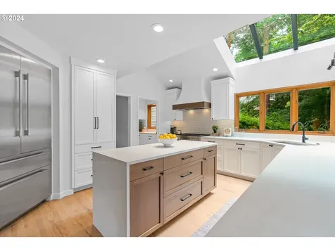 10 Sherwood Court Lake Oswego OR 97034