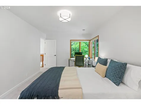 10 Sherwood Court Lake Oswego OR 97034