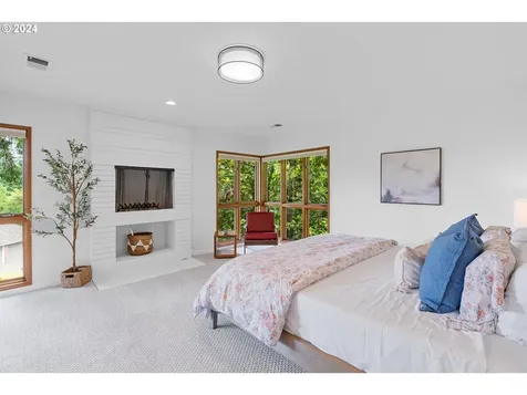 10 Sherwood Court Lake Oswego OR 97034