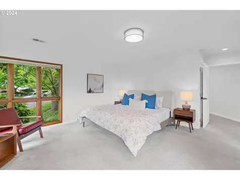 10 Sherwood Court Lake Oswego OR 97034