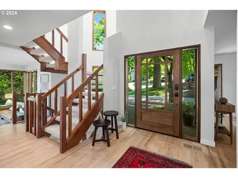 10 Sherwood Court Lake Oswego OR 97034