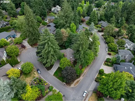 10 Sherwood Court Lake Oswego OR 97034