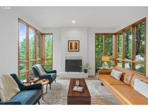 10 Sherwood Court Lake Oswego OR 97034