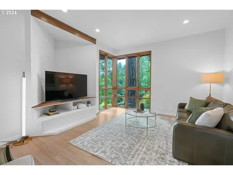 10 Sherwood Court Lake Oswego OR 97034