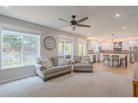 1509 N Heron Drive Ridgefield WA 98642