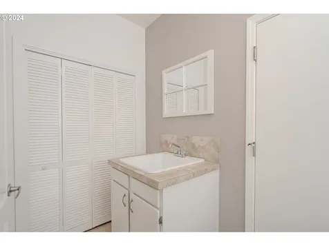 1509 N Heron Drive Ridgefield WA 98642