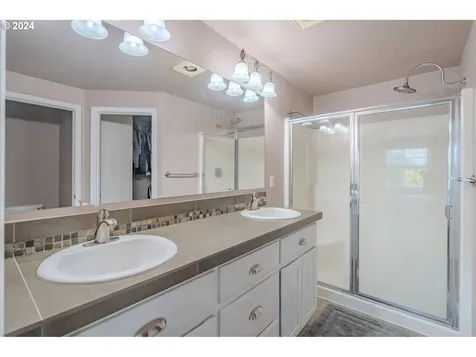 1509 N Heron Drive Ridgefield WA 98642