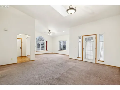 18222 Davis Street Sandy OR 97055