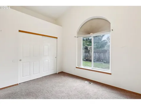 18222 Davis Street Sandy OR 97055