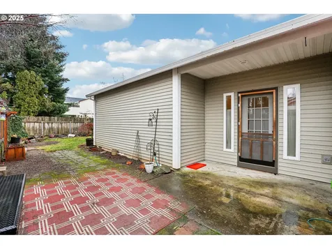 18222 Davis Street Sandy OR 97055