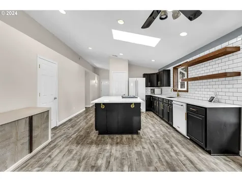 1811 NE Edge Park Drive Vancouver WA 98663