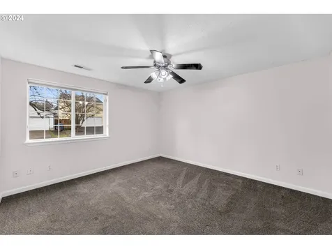 1811 NE Edge Park Drive Vancouver WA 98663