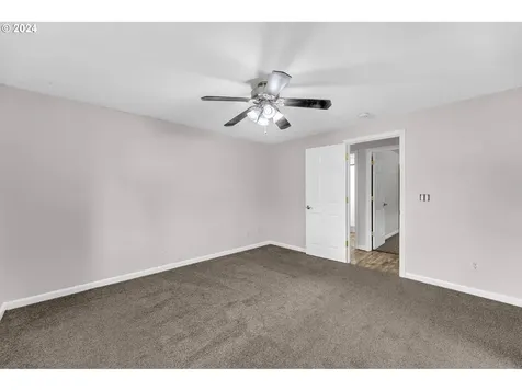 1811 NE Edge Park Drive Vancouver WA 98663