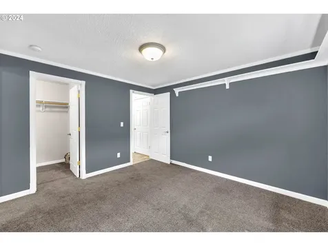 1811 NE Edge Park Drive Vancouver WA 98663