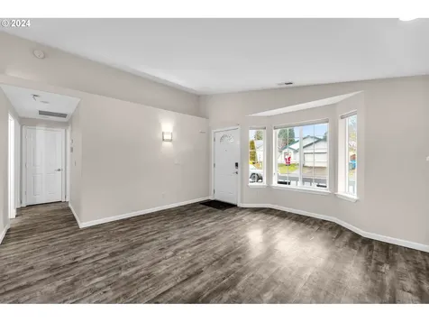 1811 NE Edge Park Drive Vancouver WA 98663