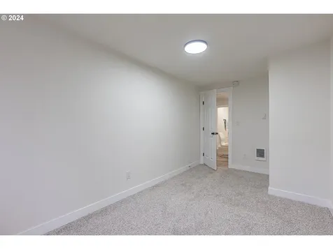 419 SE Nursery Avenue Amity OR 97101