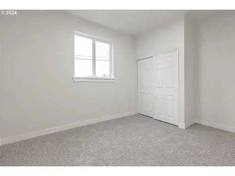 419 SE Nursery Avenue Amity OR 97101