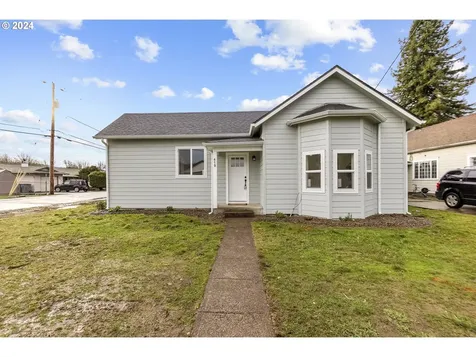 419 SE Nursery Avenue Amity OR 97101