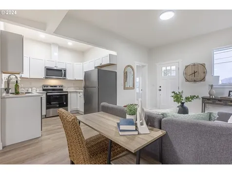419 SE Nursery Avenue Amity OR 97101